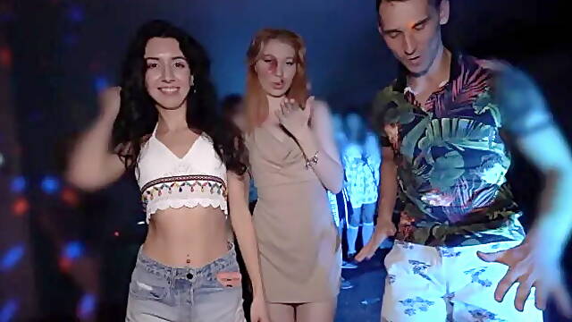 Sex College Party - Hard Fucking the Sexiest Bitch at an Orgy