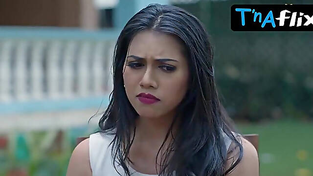 Kanchan Awasthi Sexy Scene in Palang Tod Blackmail