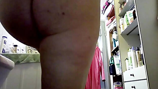 Your dirty show you her hairy pussy and pee on your face