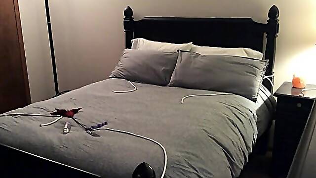 Mom fingering on hidden cam