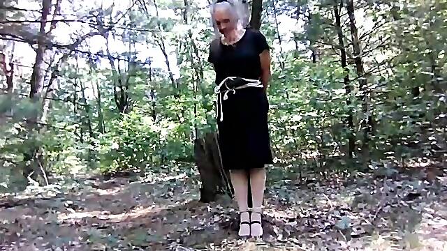 Μοντελο, Ωριμες Δεμενες
