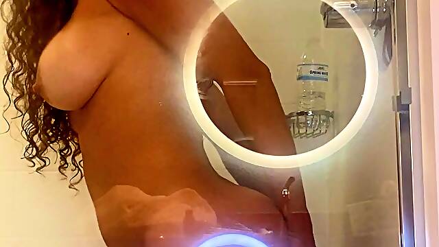 Blonde tight pussy babe solo toy fun in glamour masturbation