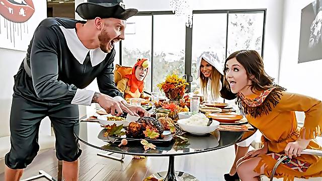 Naomi Blue, Brooklyn Chase and Jasmine Grey enjoy hard sex