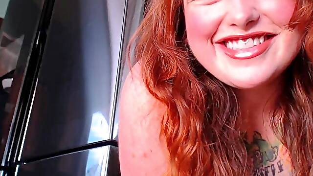 Amateur amali2015 flashing ass on live webcam