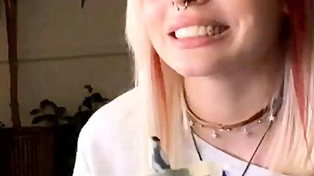 Lovely Blonde With Tight Pussy Masturbate Solo