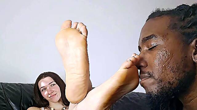 ZoleTiger - NicoleS Sole Sniffer
