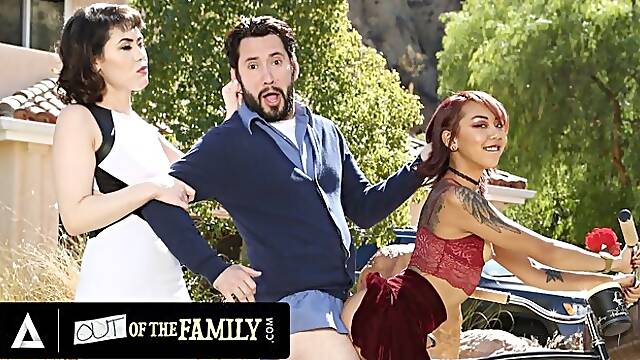 Tommy Pistol and Audrey Noirs caught clip by Out Of The Family