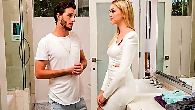 Vestido Na Cama, Magrinha De Vestido, Beijando Amigo