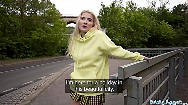 Inveigling Vanessa Hillz - vanessa hillz clip - Public Agent