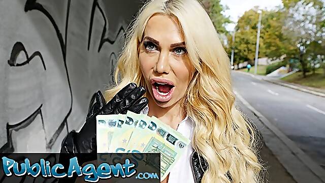 Public Agent featuring Tori Cummingss blowjob scene