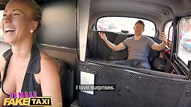Erik Everhard Jogs Licky Lexs Memory in Her Cab