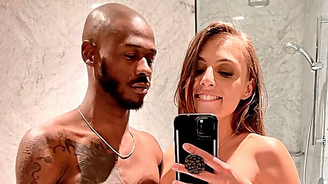 Ποδια Στο Μουνι