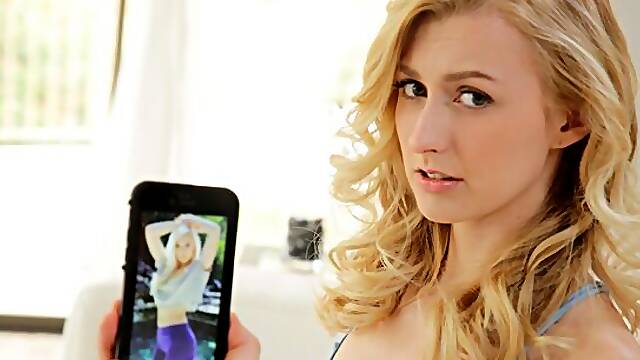 Loira Cacheada, Cacheado Cu Grande