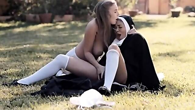 Outdoor lesbians finger pussies