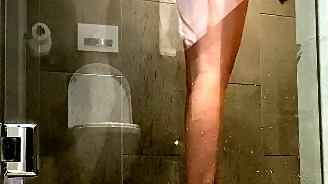 Amateur blondie solo anal masturbation