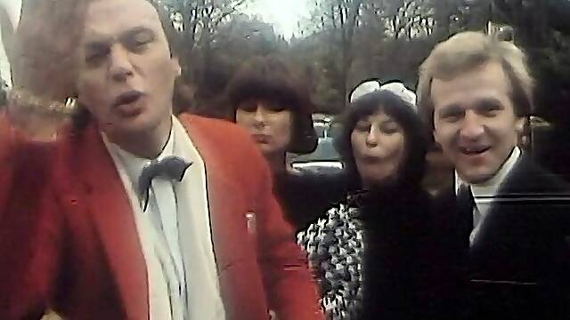 Amateur Group Sex beside Hot Chicks