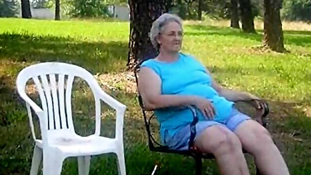 Ilovegranny well aged pussies and wrinkly tits