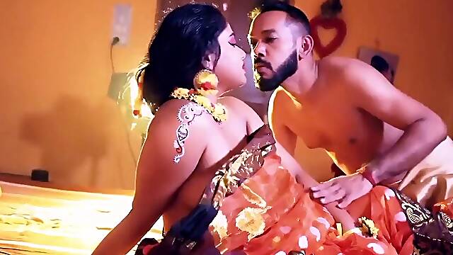 Bengali actress with big boobs SuhaaagRaat - Indian web series