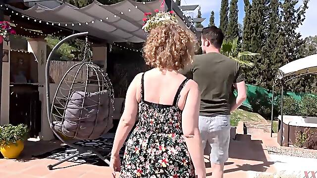 Merces Spanish Curly Cumshot