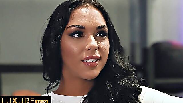 Gym Pickup Sparks Home Threesome for Black Angel