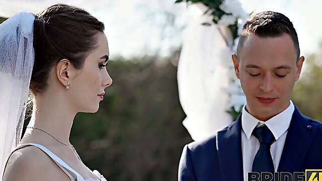 Liz Ocean Bride Cumshot