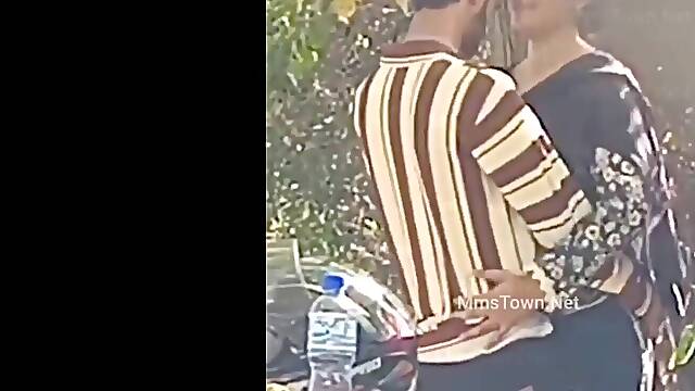 Desi Cute Lovers Outdoor Blowjob Secretly Captured Viral