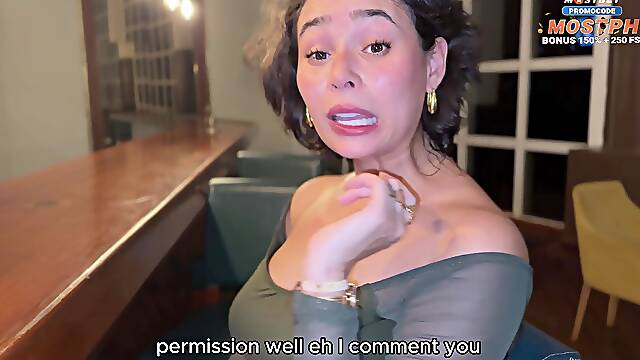 Ειναι Παντρεμενη, Παντρεμενες Απο Τον Κωλο