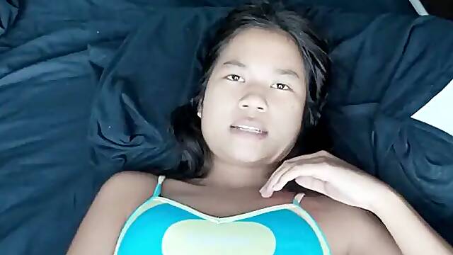 Gorgeous 18 year old Thai girl gets a huge white cock
