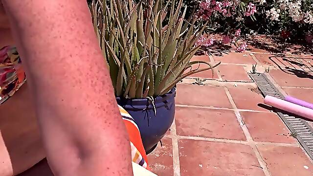 Aunt Judys XXX - Meeting Hot Mature MILF Maggie Moon at the Hotel Pool (POV)