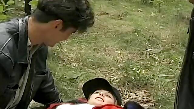 Horny wife in forest threesome