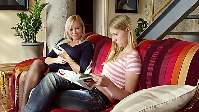 Naomi Nevena & Violette Pink - Dirty Weekend