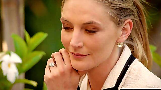 BLACKED Hot wife cuckolds hubby with young black neighbor