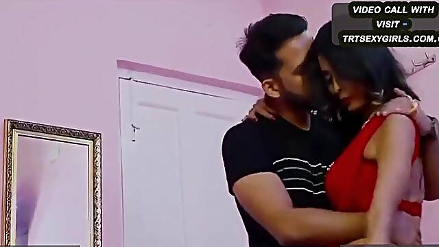 Red Saree Wali New Padosan Bhabhi Ko Hotel Room Me Lejakar Chudai Kari Boyfriend Ne - Bdsm