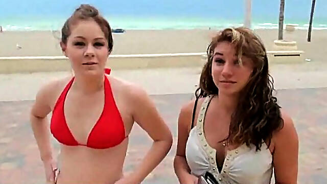 Pay for nudity and sex - Amazing Chick Public 5