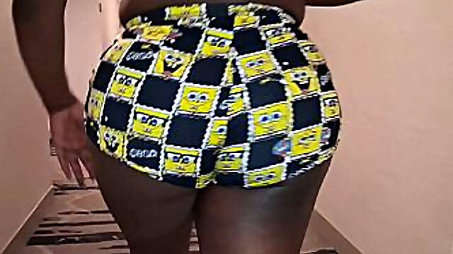 Barbie rides bbc and gets creampied in her SpongeBob shorts