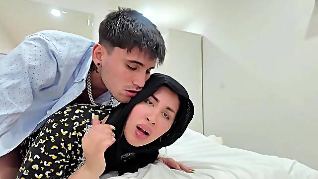 Scened Mira Nouri shares Colombian cock