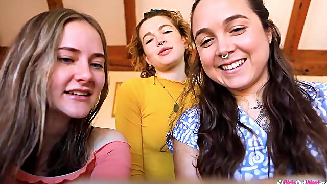 Eva May Juno And Pixie Faye In B
