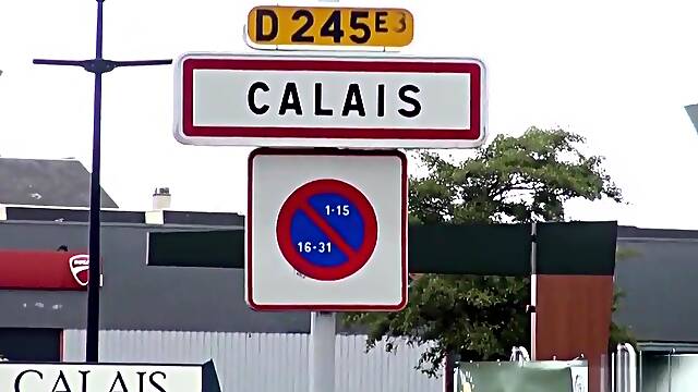 Γαλλικο Τριο, Παρακολουθώ, Πραγματικοτητα