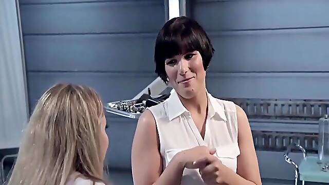 Lésbicas Anal Fisting, Medica Lesbica