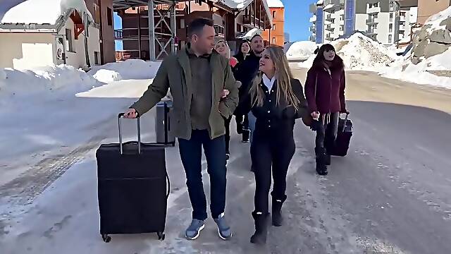 В Чулках Большие Жопы, На Лыжах, Анна Полина Групповой, Дюваль
