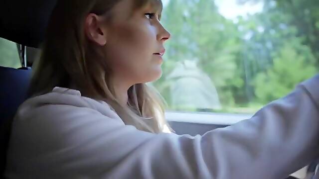 Ξανθιά, Λεσβιες Τριχωτες