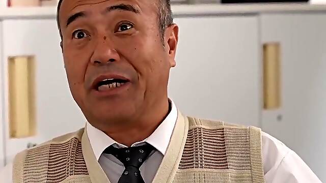 Shiori Tsukada In Aldn-125 Uncle Lucky