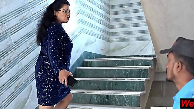 Security Guard fuck New Beautiful Flat owner! Hindi Madam fuck