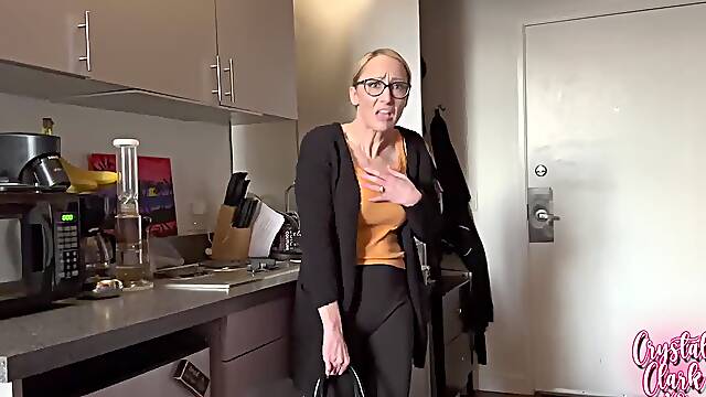 Stepmom Helps Me Move For College