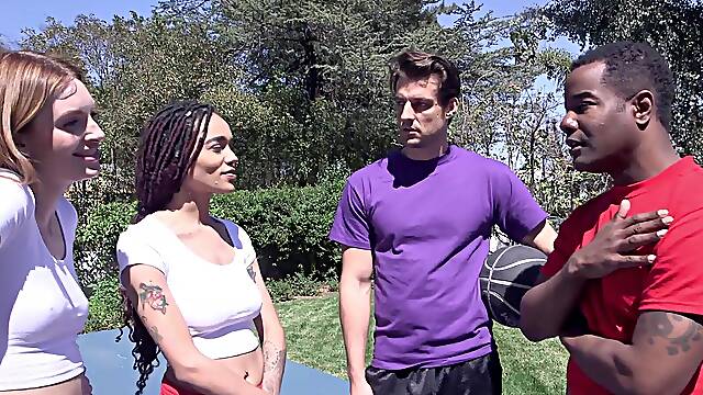 Maya & Jay's wild threesome under the sun