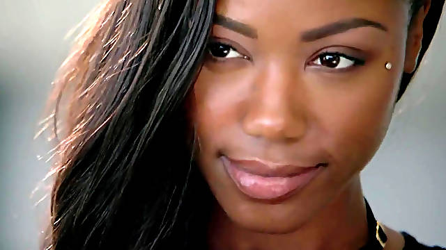 Μαύροι Πρωκτικό, Με Μαύρο Πρώτη Φορά