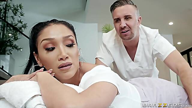 Μεγαλες Πουτσες Και Μεγαλα Βυζια