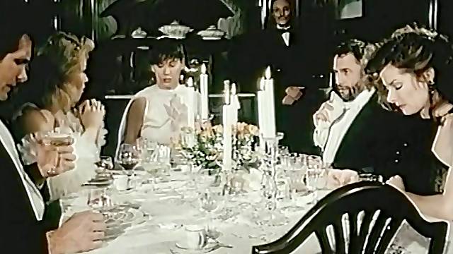 Ομαδικο, Παει Σε Παρτουζα