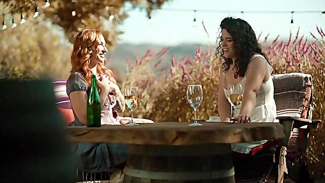 Victoria Voxxx, Queenie Sateen, Sophia Locke Lesbian Orgy