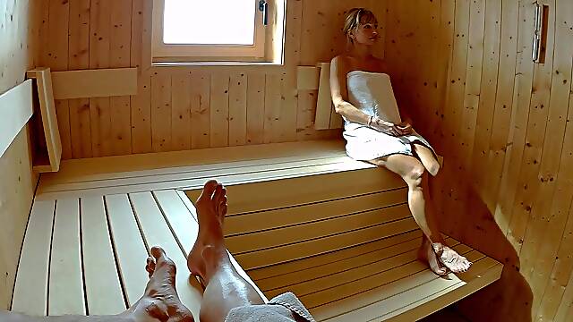 I caught a stud masturbating and it ended with my squirting.